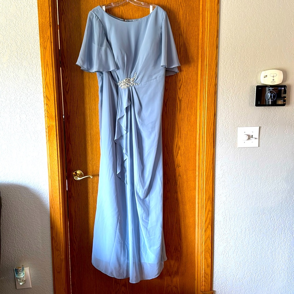 Beautiful Azazie Floor Length Gown A18